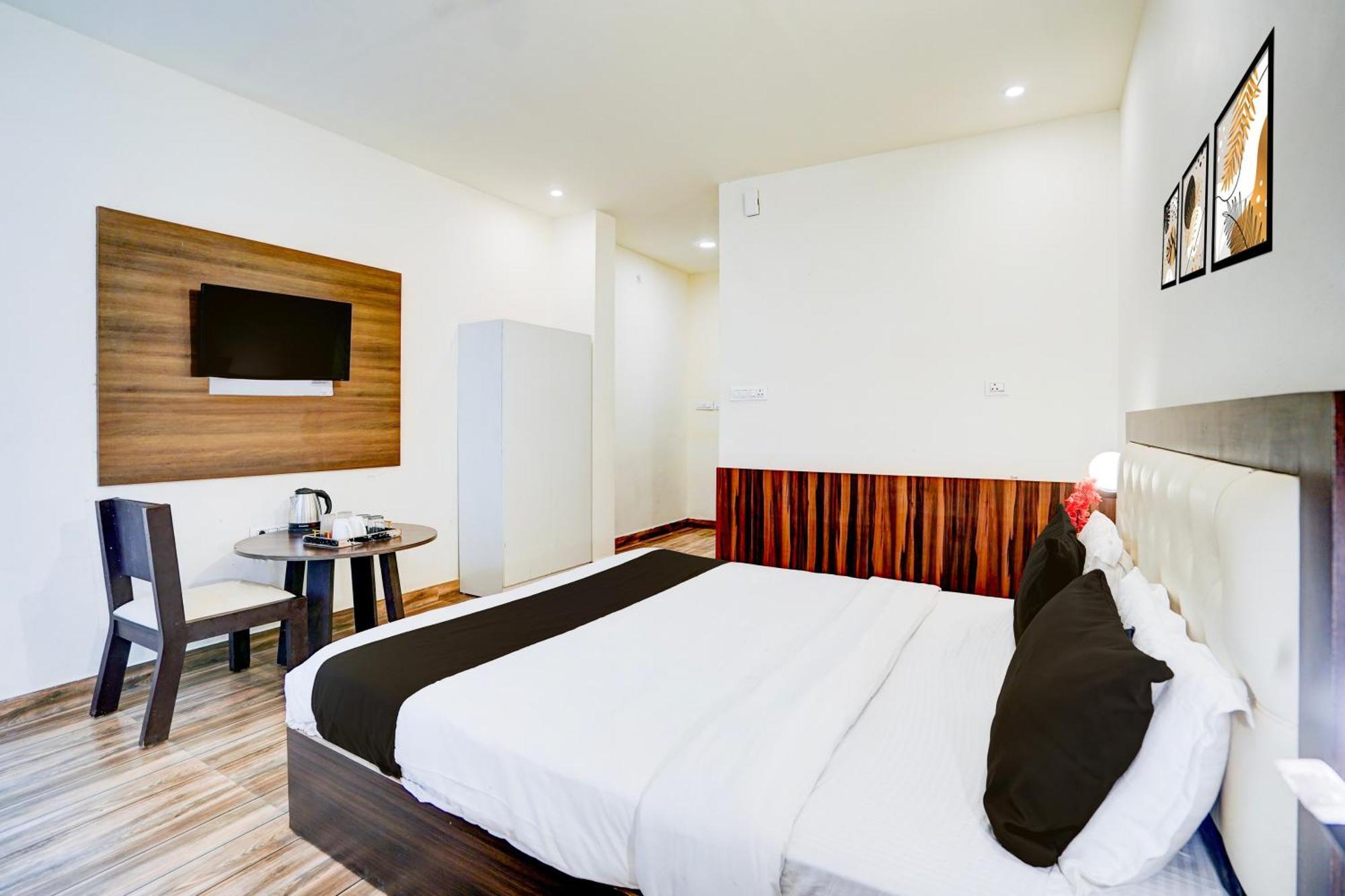Collection O Golapar Haldwani Otel Kāthgodām Dış mekan fotoğraf