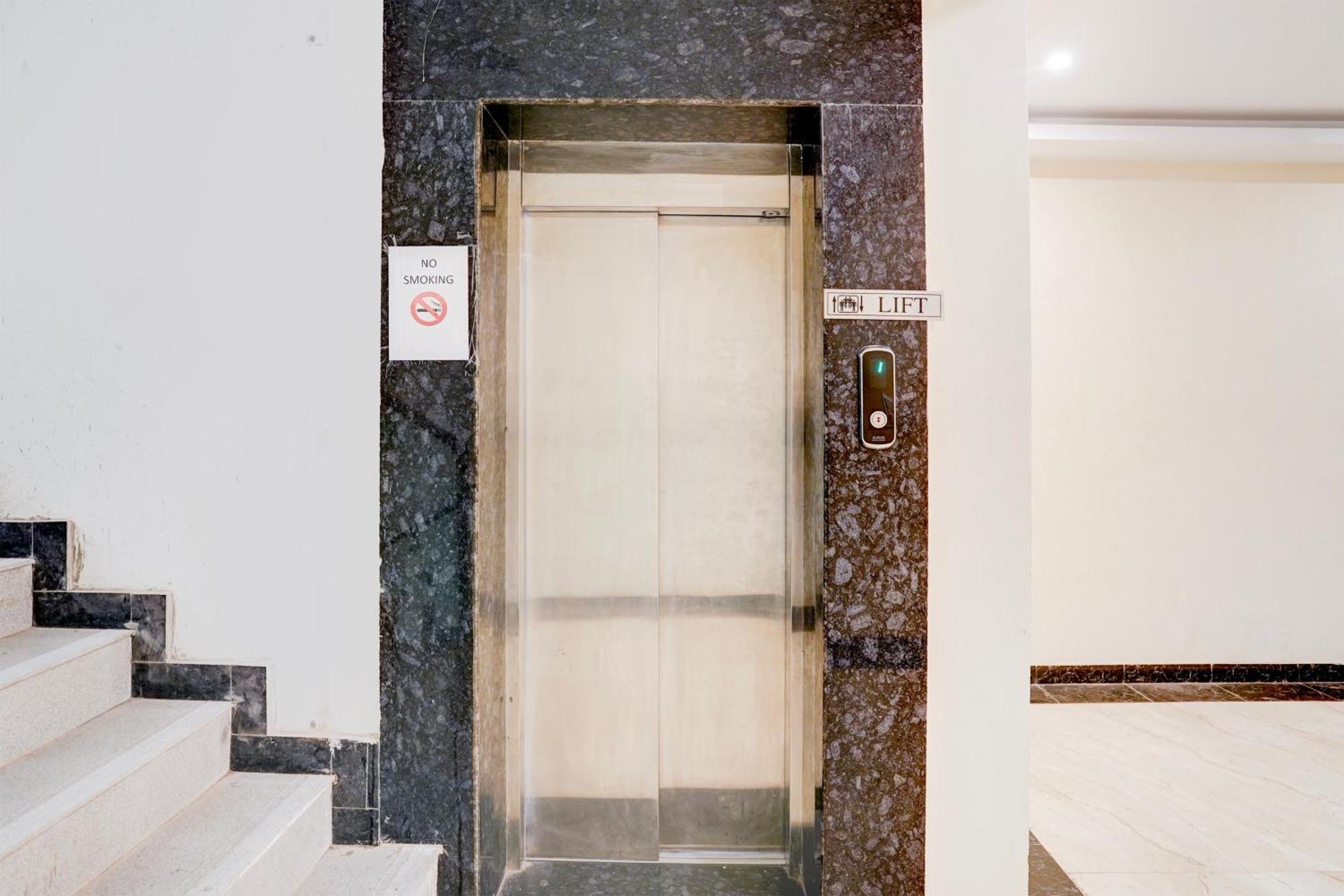 Collection O Golapar Haldwani Otel Kāthgodām Dış mekan fotoğraf